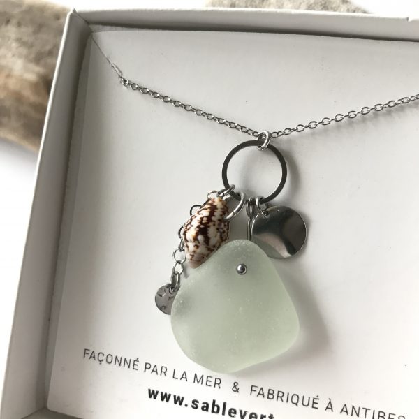 SABLE_VERT_Bijoux_Collier_Pendentif_Plage_en_verre_recycle_seaglass_IMG_8941