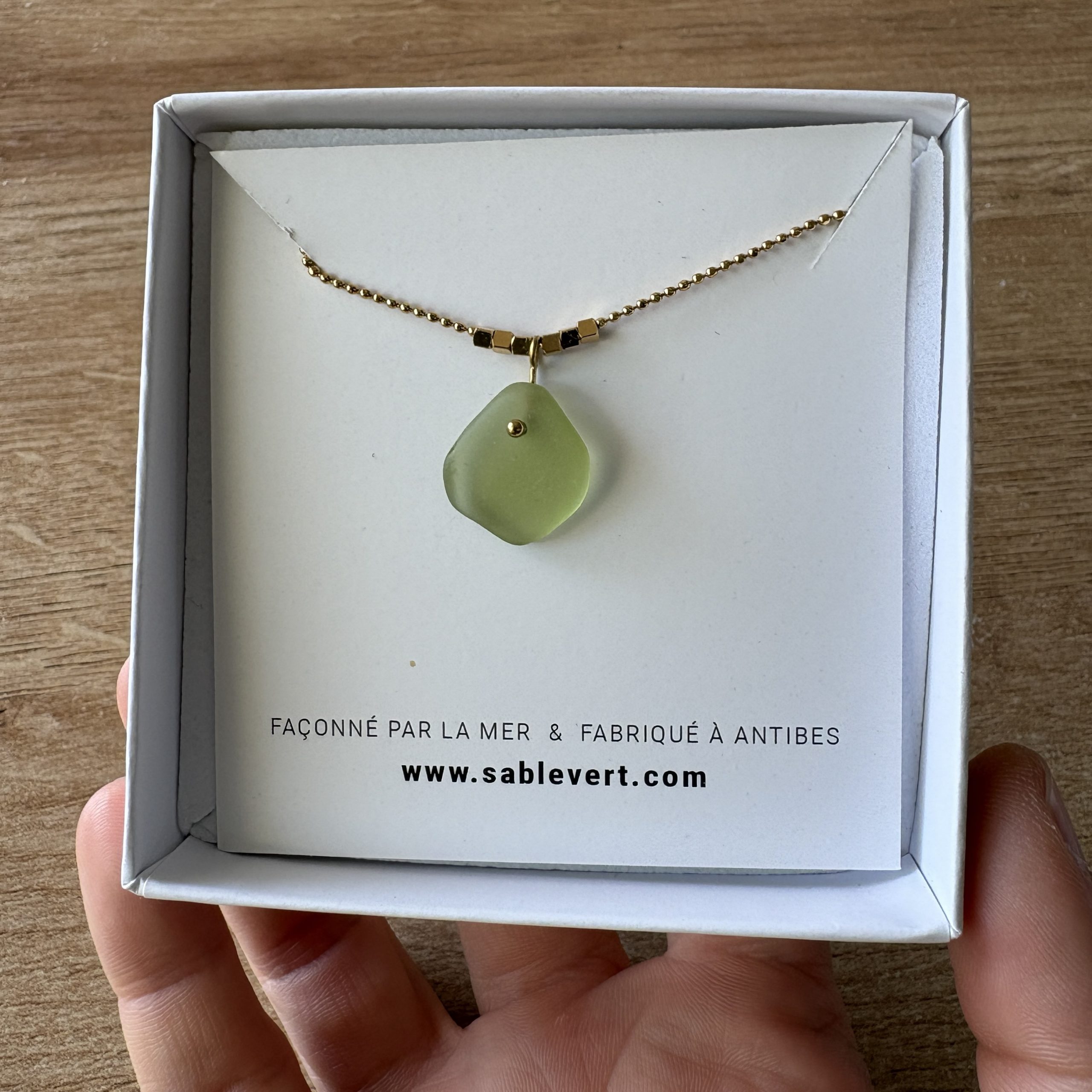 Collier doré DUNE Vert – Image 2